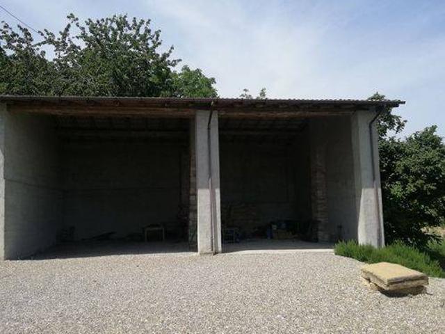 Rustico in vendita a Piozzano, Reggio Emilia