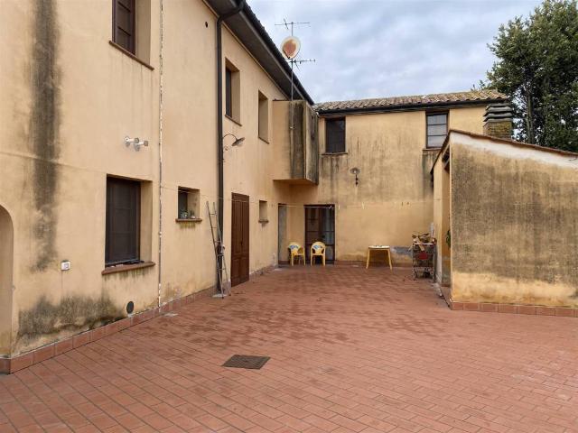 Rustico in vendita a Ospedaletto, Pisa
