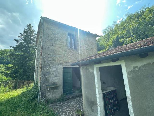 Rustico in vendita a Pistoia, Toscana