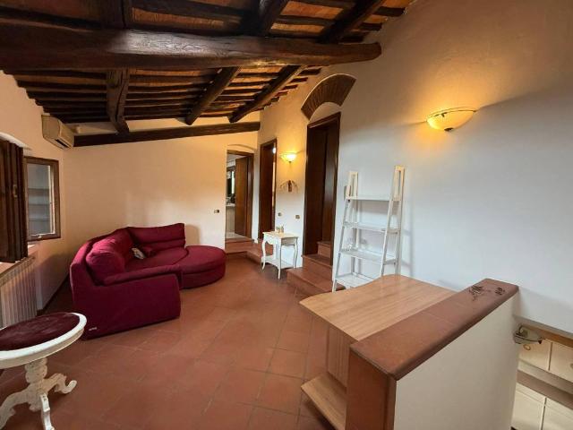 Rustico in vendita a Piuvica, Pistoia