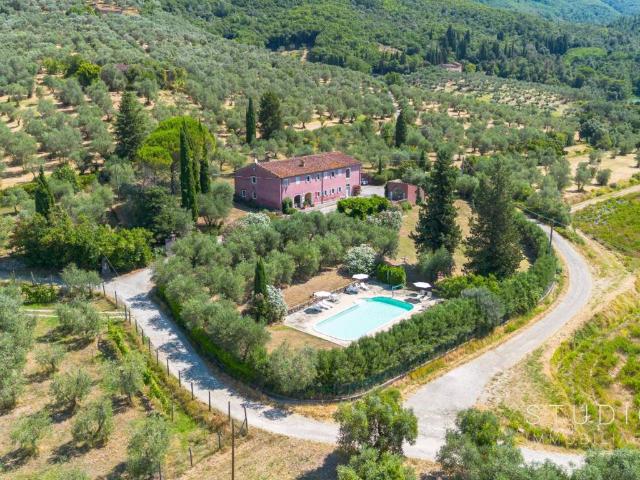 Rustico in vendita a Pistoia, Toscana