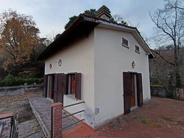Rustico in vendita a Piazza, Pistoia