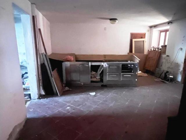 Rustico in vendita a Canapale, Pistoia