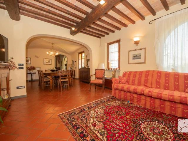 Rustico in vendita a Il Pettirosso, Pistoia