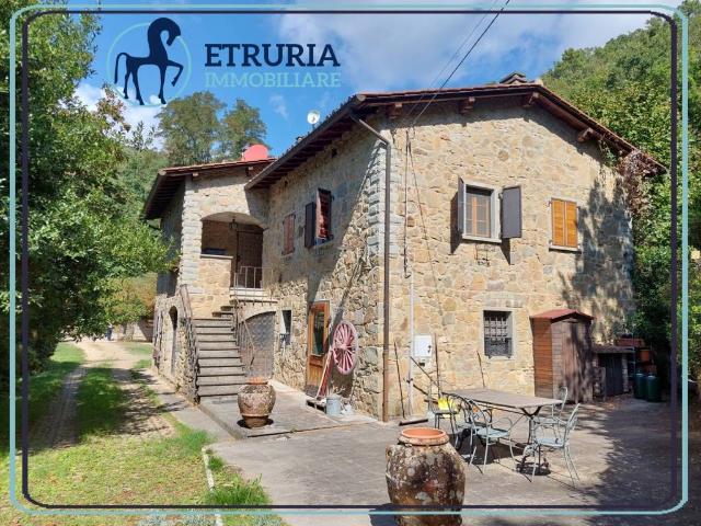 Rustico in vendita a Pistoia, Toscana