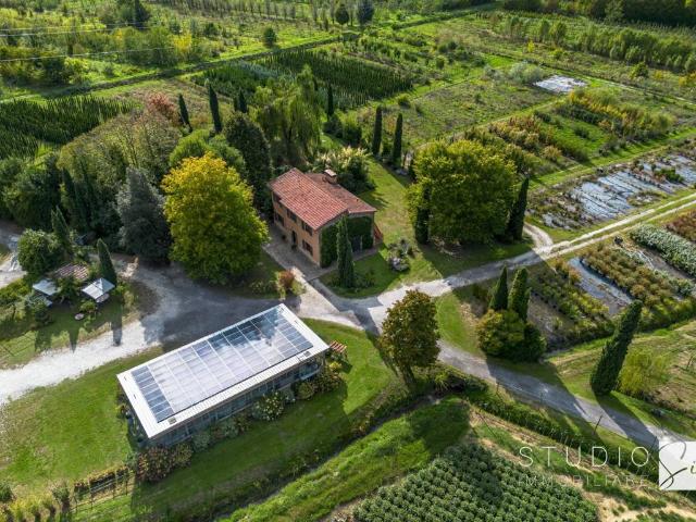 Rustico in vendita a Pistoia, Toscana