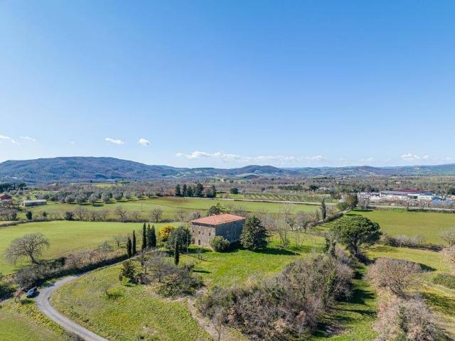 Rustico in vendita a Unione di Comuni Montani Colline del Fiora, Pitigliano