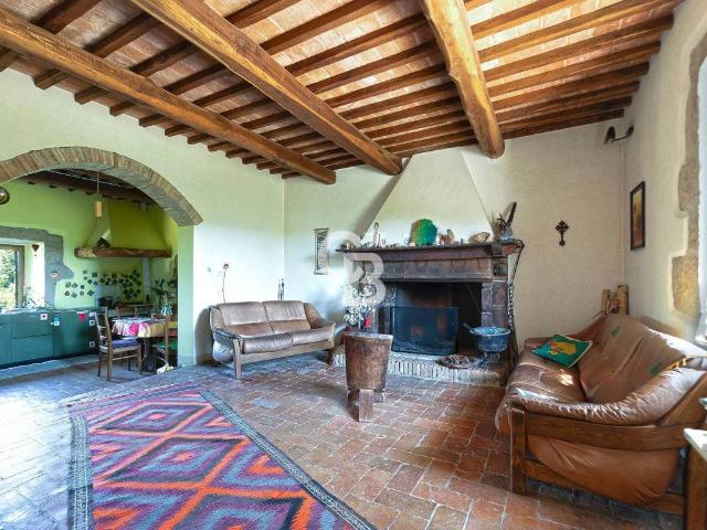Villa Indipendente in vendita a Unione di Comuni Montani Colline del Fiora, Pitigliano