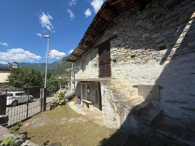 Rustico in vendita a Comunità montana della Valchiavenna, Piuro