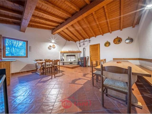 Rustico in vendita a Comunità montana della Valchiavenna, Piuro