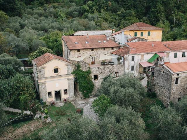 Rustico in vendita a Unione di comuni Montana Lunigiana, Podenzana