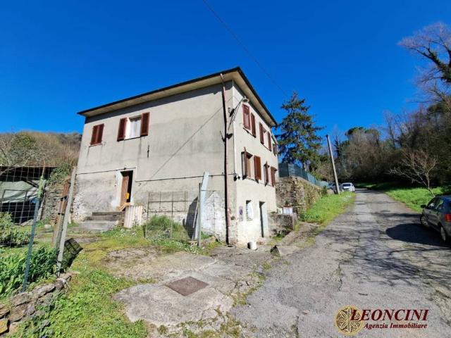 Rustico in vendita a Unione di comuni Montana Lunigiana, Podenzana