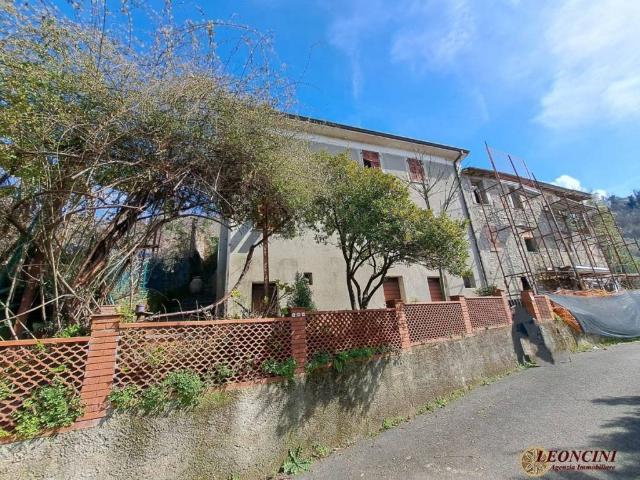 Rustico in vendita a Unione di comuni Montana Lunigiana, Podenzana