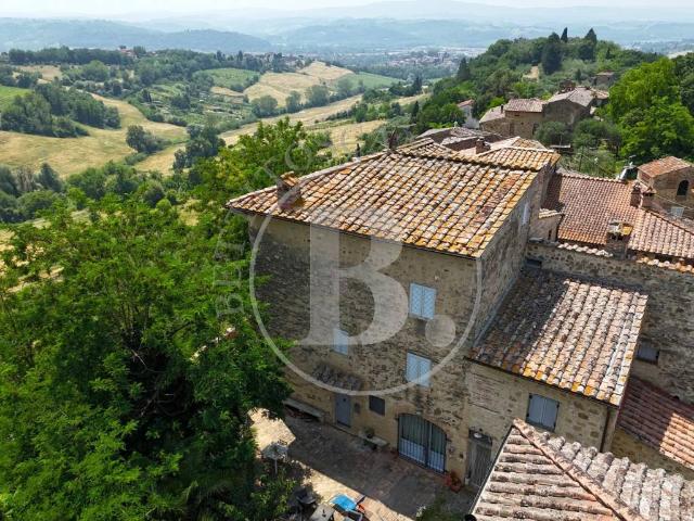 Rustico in vendita a Gavignano, Lecchi
