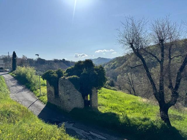 Rustico in vendita a Casali di Poggio Nativo, Poggio Nativo