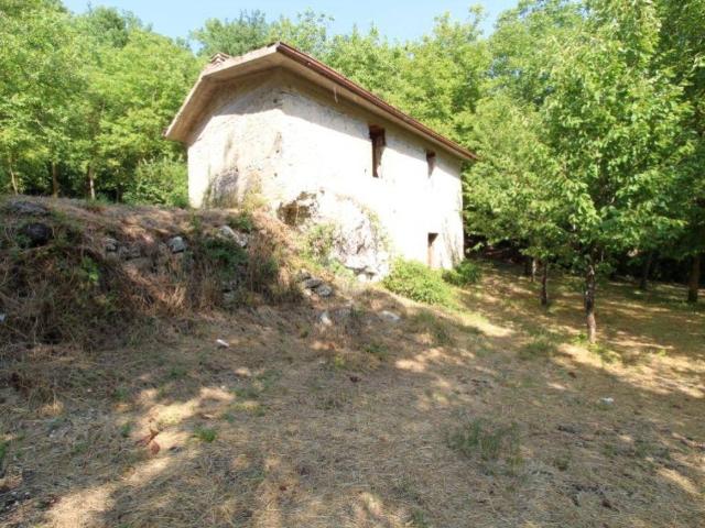 Rustico in vendita a Poggio Nativo, Lazio