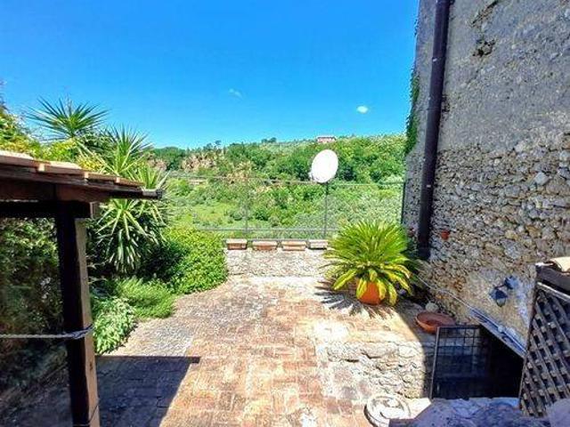 Rustico in vendita a Casali di Poggio Nativo, Poggio Nativo