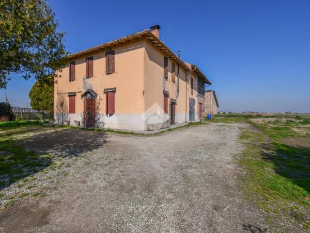 Rustico in vendita a Unione Alto Ferrarese, Poggio Renatico