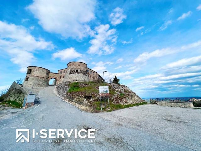 Rustico in vendita a Unione di comuni Valmarecchia, Torriana