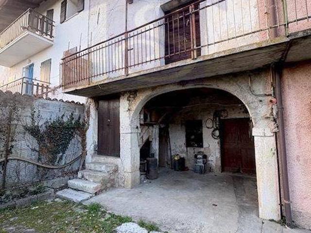 Rustico in vendita a Polcenigo, Friuli-Venezia Giulia