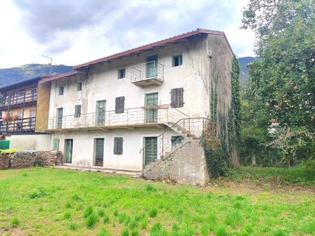 Rustico in vendita a Polcenigo, Friuli-Venezia Giulia