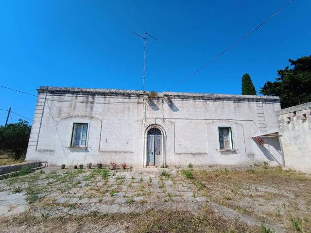 Rustico in vendita a Casello Cavuzzi, Puglia