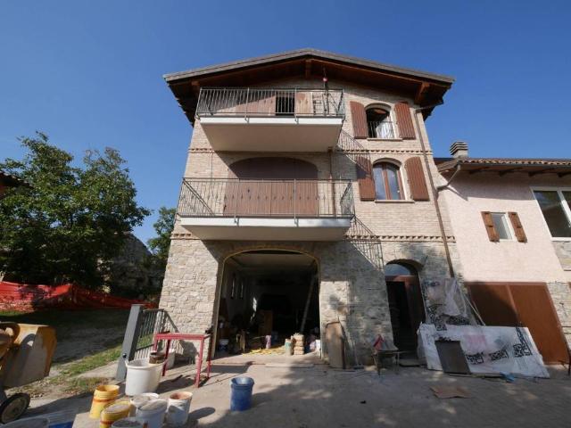 Rustico in vendita a Unione dei comuni del Frignano, Polinago