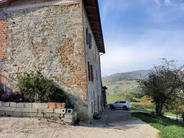 Rustico in vendita a Unione dei comuni del Frignano, Polinago