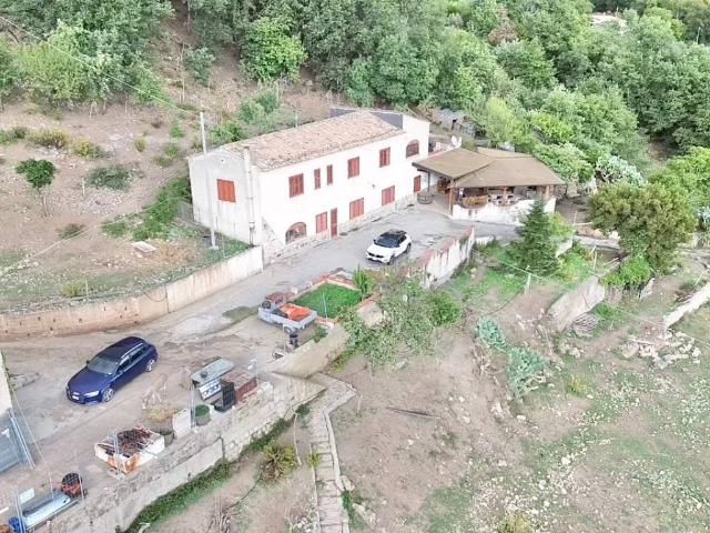 Rustico in vendita a Polizzi Generosa, Sicilia