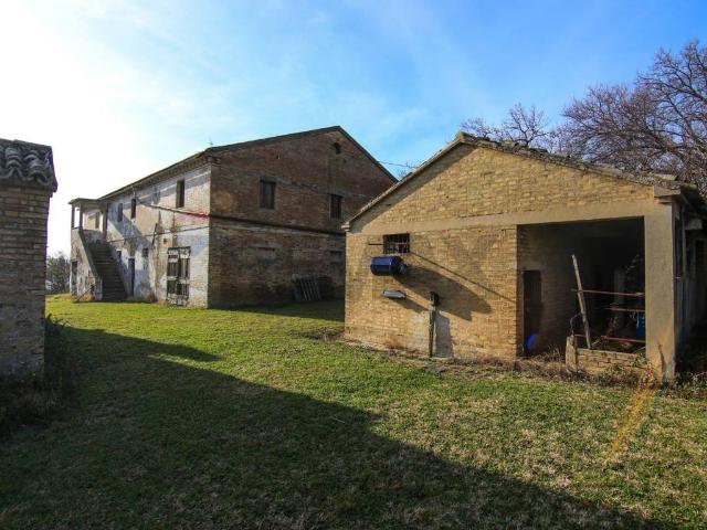 Rustico in vendita a Rustico, Marche