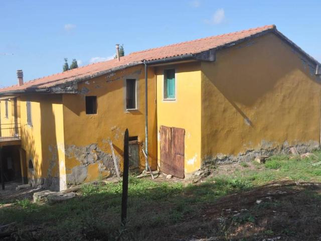 Rustico in vendita a Larderello, Toscana