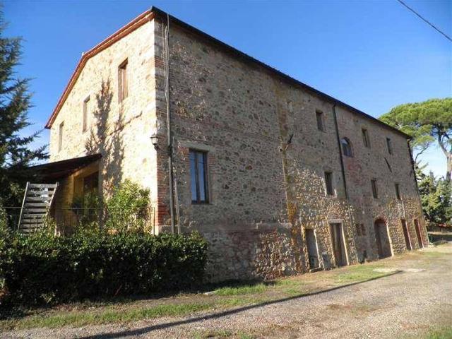 Rustico in vendita a Larderello, Toscana