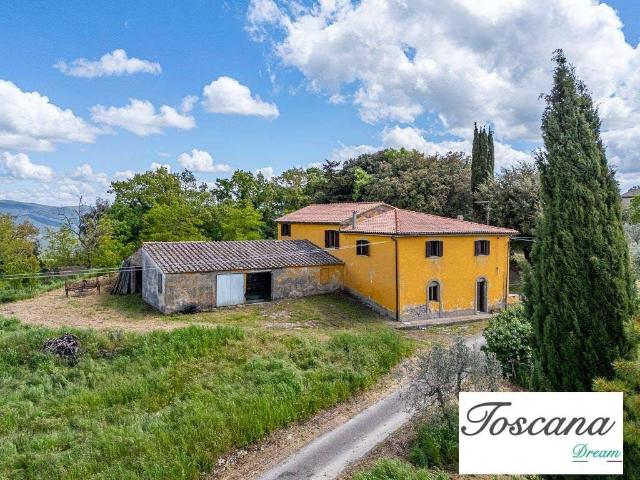Rustico in vendita a Larderello, Toscana