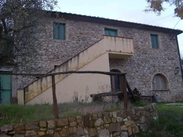 Rustico in vendita a Larderello, Toscana