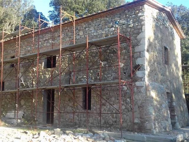 Rustico in vendita a Larderello, Toscana