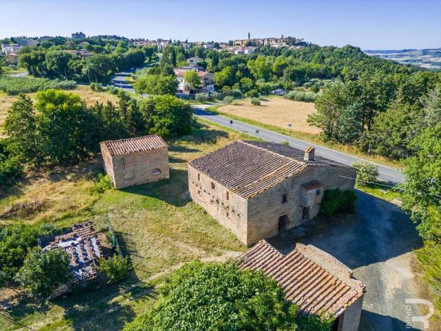Rustico in vendita a Larderello, Toscana