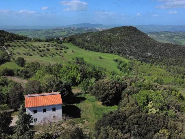Rustico in vendita a Larderello, Toscana