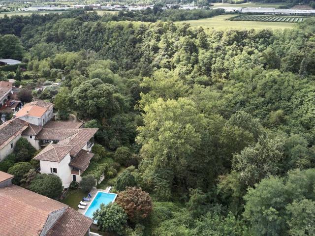 Rustico in vendita a Castello, Piemonte