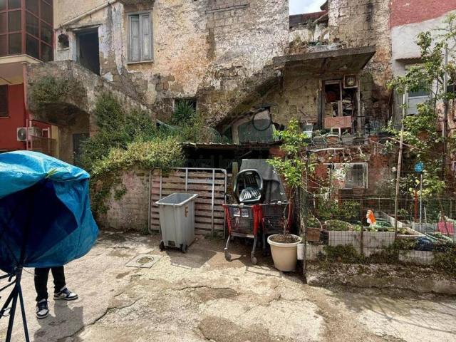Rustico in vendita a Pomigliano D'arco, Campania