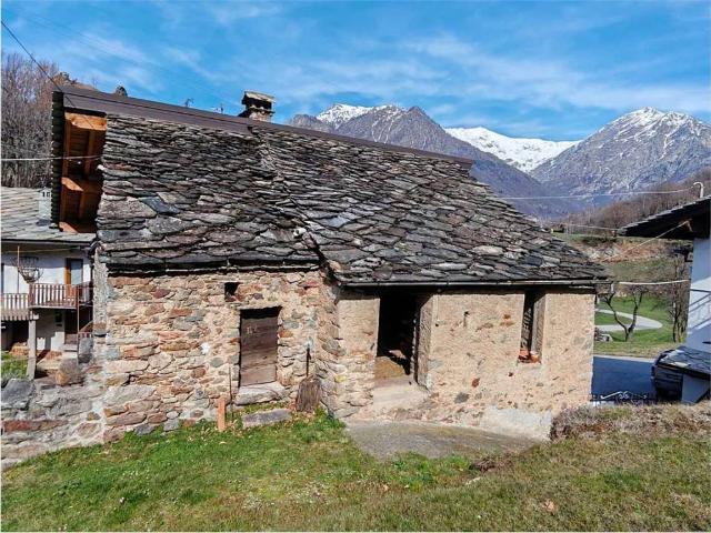 Rustico in vendita a Pont Saint Martin, Aosta