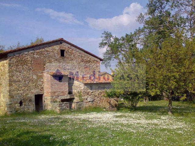 Rustico in vendita a Unione di Comuni Valdarno e Valdisieve, Pontassieve