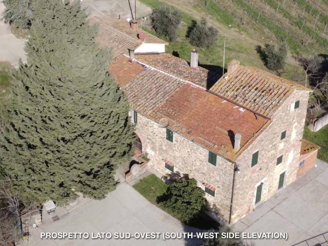 Rustico in vendita a Unione di Comuni Valdarno e Valdisieve, Pontassieve