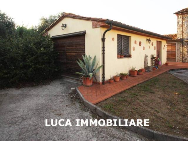 Rustico in vendita a Albinatico, Ponte Buggianese