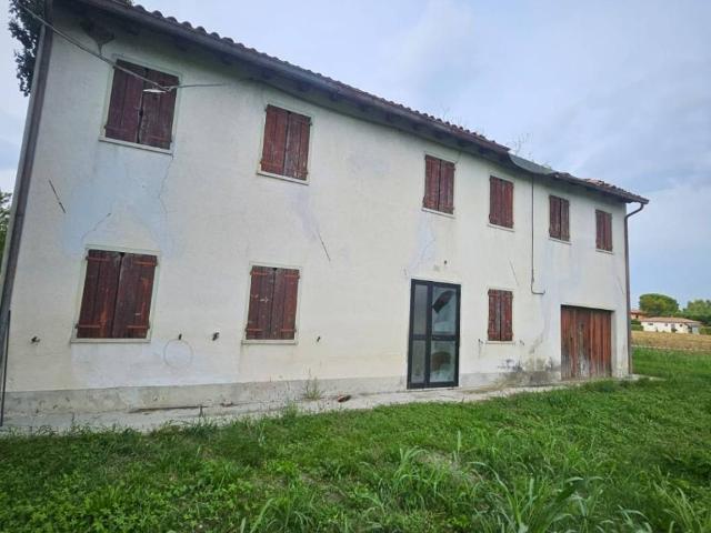 Rustico in vendita a Ponte Di Piave, Veneto