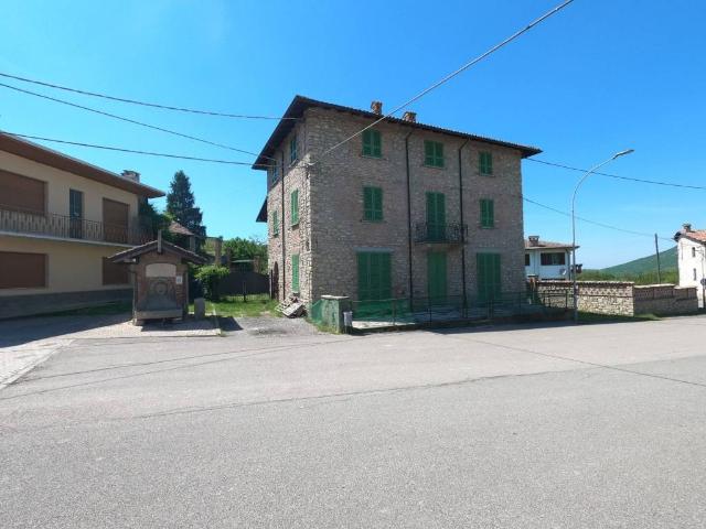Rustico in vendita a Ponte Nizza, Lombardia