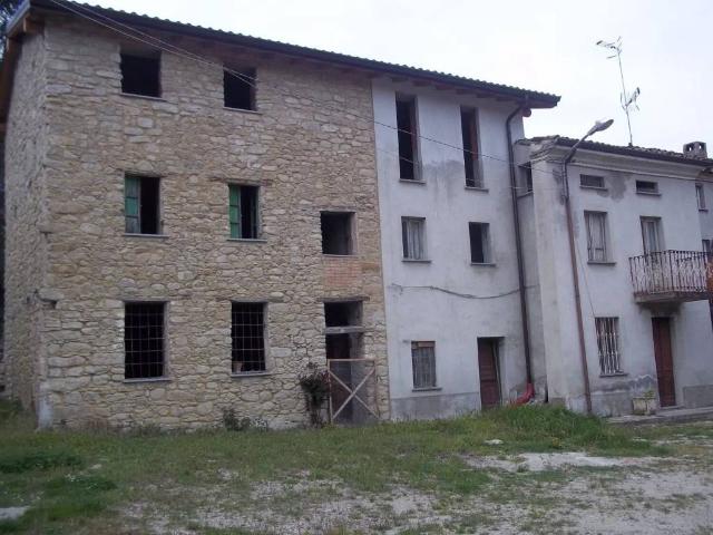 Rustico in vendita a Ponte Nizza, Lombardia