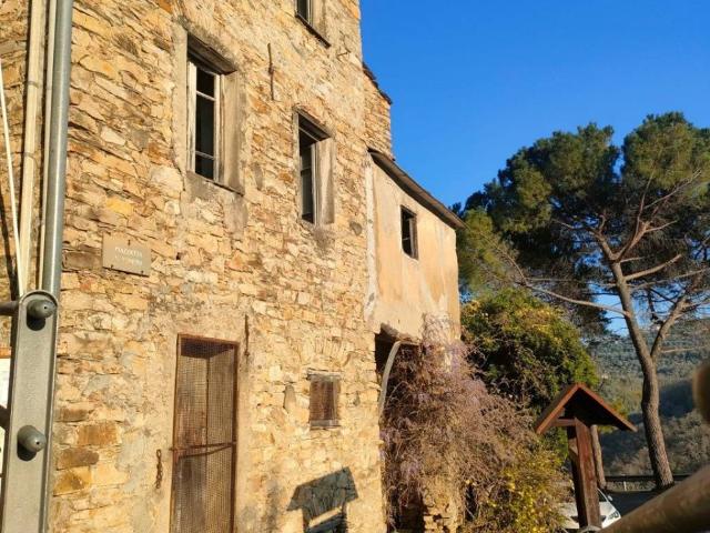 Rustico in vendita a Pontedassio, Liguria