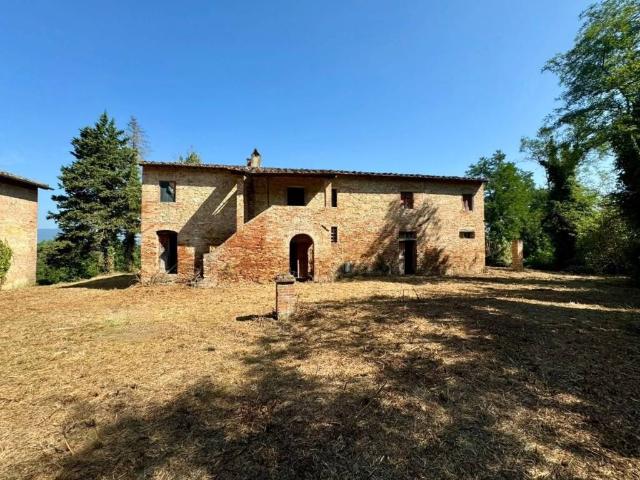 Rustico in vendita a Pontedera, Toscana