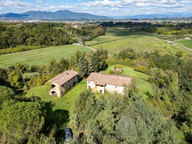Rustico in vendita a Pontedera, Toscana