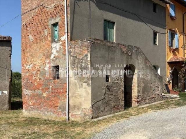 Rustico in vendita a Pontedera, Toscana